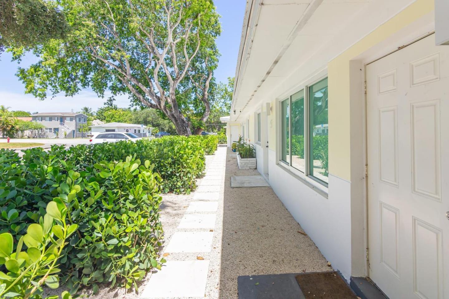 Newly Renovated Stylish Studio In El Portal #2 Miami Exterior foto