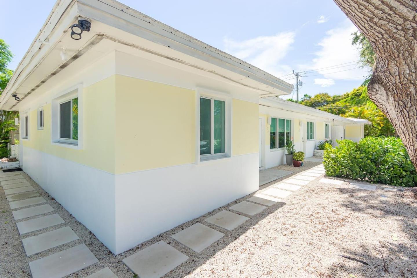 Newly Renovated Stylish Studio In El Portal #2 Miami Exterior foto