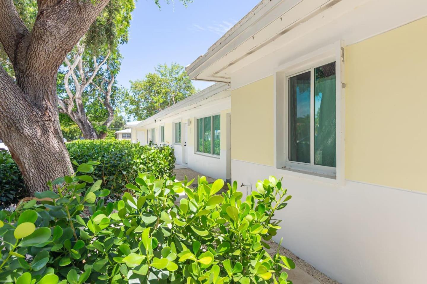 Newly Renovated Stylish Studio In El Portal #2 Miami Exterior foto
